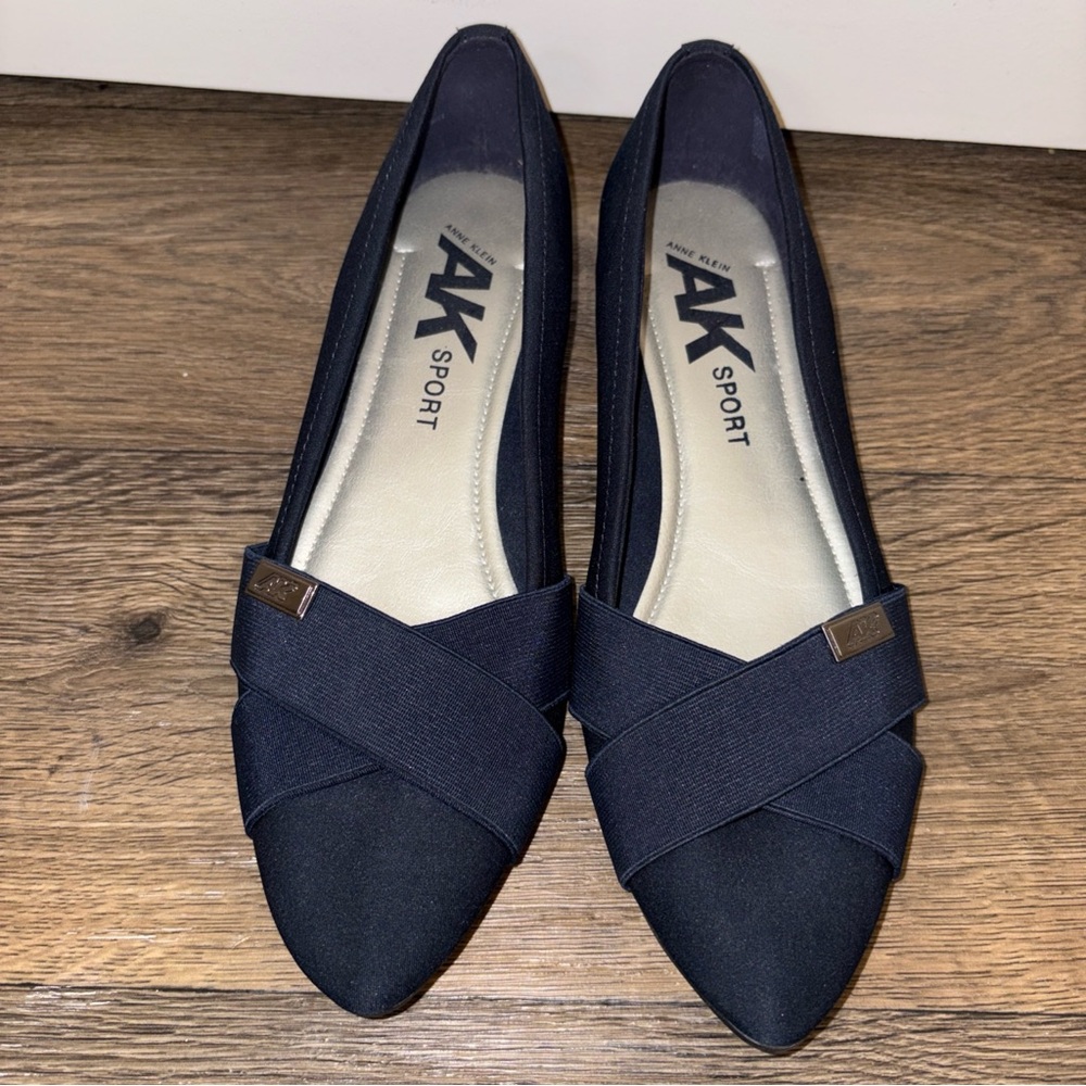 Anne Klein Navy blue Crisscross Flats flats 11M worn once